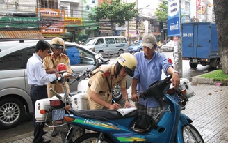 Tâm tình với cảnh sát giao thông