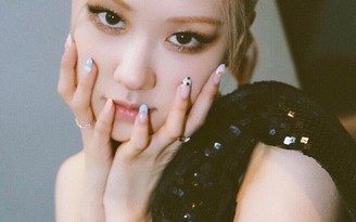 Ngạc nhiên khi bóc giá tủ đồ tiền tỉ của Rosé BlackPink, có cả sản phẩm thiết kế Việt