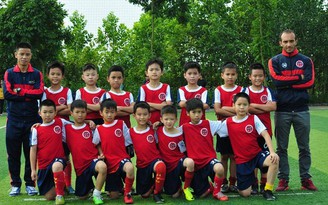 Đội bóng nhí Việt Nam được mời sang Pháp thi đấu
