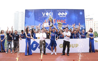 Đội bóng của cựu tuyển thủ quốc gia vô địch giải phủi hàng đầu Hà Nội