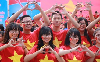 Mời bạn đặt câu hỏi giao lưu với 3 tài năng trẻ Việt Nam 2020