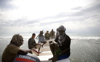 Hải tặc Somalia đòi tiền chuộc tàu chở dầu