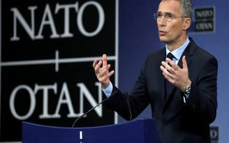 Lãnh đạo NATO giục Đức tăng ngân sách quốc phòng