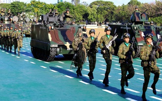 Tổng thống Philippines ra lệnh chiếm 'đảo' không người ở Trường Sa