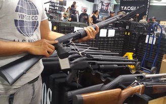 Trải nghiệm hội chợ súng ở Mỹ