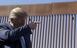 Tổng thống Trump nói tường biên giới dễ vá sau thông tin bị khoan thủng