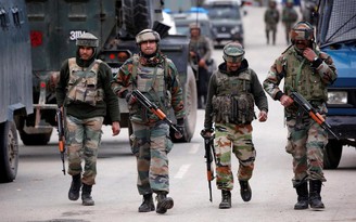 Quân đội Ấn Độ chuẩn bị điều rô bốt ném lựu đạn đến Kashmir