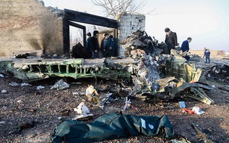 Tình tiết mới: Máy bay Ukraine trúng hai tên lửa Iran
