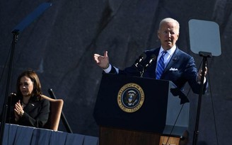 Nguy cơ cho đảng Dân chủ khi tỷ lệ ủng hộ Tổng thống Biden xuống thấp