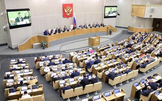 Quốc hội Nga phê chuẩn dự luật kép kiểm soát kinh tế thời chiến