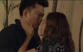 Những nhân viên gương mẫu tập 39: Nguyệt năn nỉ sếp Phong đừng bỏ rơi mình