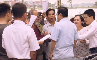 Sinh tử tập 20 VTV1: Vũ 'bỏ nhỏ' với Toàn, Trần Nghĩa bị dân chặn xe