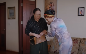 'Thương ngày nắng về' phần 2 tập 25: Bà Nga có quỳ xuống van xin bà Hiền?
