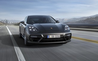 Porsche Panamera thế hệ mới - Siêu sedan mang phong cách 911