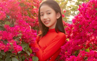 Hoa hậu Ngọc Diễm khoe con gái 11 tuổi ra dáng thiếu nữ