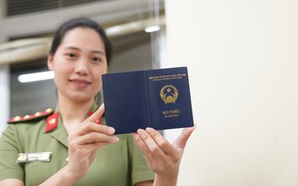 Đức cấp lại thị thực cho hộ chiếu mẫu mới của Việt Nam