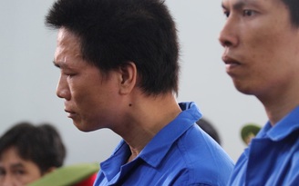 Cựu đại úy giúp Huy “nấm độc” vượt ngục bằng cú điện thoại bạc triệu lãnh án Cựu đại úy giúp Huy “nấm độc” vượt ngục bằng cú điện thoại bạc triệu lãnh án