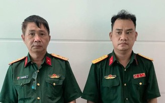 TP.HCM: Tạm giữ 2 kẻ giả danh sĩ quan Quân đội Việt Nam