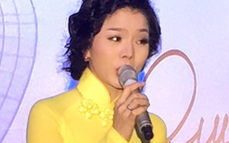 Lệ Quyên nồng nàn với 'Đêm tâm sự'