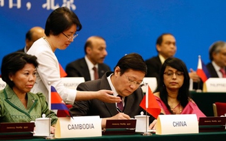 Cạnh tranh hay bổ sung ?