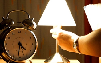 Ngủ để đèn có thể làm tăng nguy cơ béo phì