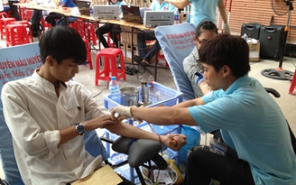 Thầy thuốc trẻ tình nguyện vì sức khỏe cộng đồng