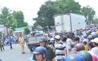 Vừa dự đám tang em ruột, trên đường về bị xe tải tông chết