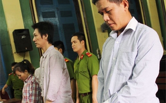Giả danh điều tra viên lừa đảo, chiếm đoạt tiền