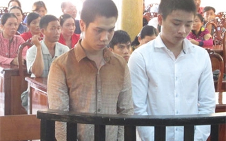 Vác dao đi chém người vì... nhìn mặt thấy ghét