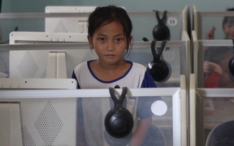 Cô bé học trò nghèo không tham của rơi