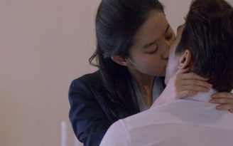 Cảnh nóng của Song Seung Hun và Lưu Diệc Phi gây sốt