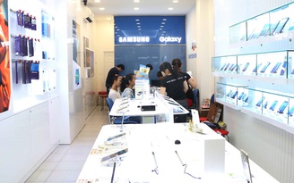 FPT Shop ra mắt chuỗi cửa hàng cao cấp Samsung FPT Shop ra mắt chuỗi cửa hàng cao cấp Samsung