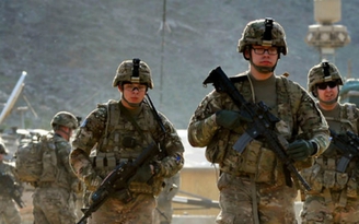 Mỹ hoãn rút quân khỏi Afghanistan