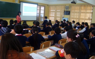 Sao lại kỷ luật học sinh học thêm nơi không phép?