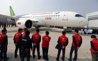 Trung Quốc tự chế tạo máy bay thương mại