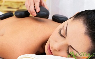 Massage đá nóng: Chăm sóc sức khỏe kiểu quý tộc hiện đại