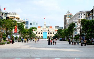 Liên hoan nghệ thuật đường phố trên phố đi bộ Nguyễn Huệ