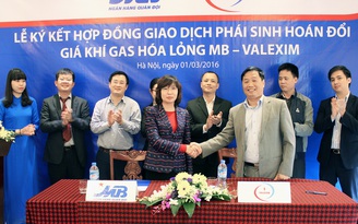 MB và VALEXIM ký hợp đồng phòng vệ giá cho mặt hàng khí hóa lỏng