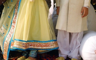 Giải cứu cô dâu 9 tuổi ở Pakistan