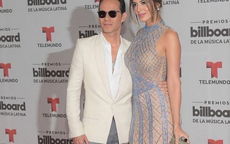 Marc Anthony chia tay vợ sau khi hôn môi Jennifer Lopez