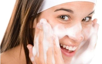 'Bí kíp' làm sạch mụn đầu đen chỉ với 4 bước đơn giản