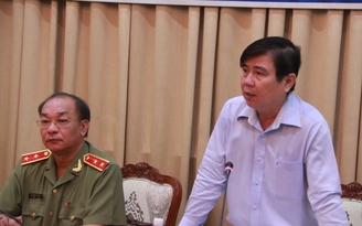 Ông Nguyễn Thành Phong 'mời' các phó chủ tịch quận, huyện ra về