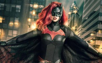 Victor Zsasz là nhân vật phản diện chủ chốt trong 'Batwoman' phần 2