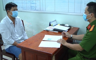Thuê ô tô chở thuốc lá lậu bán kiếm lời, mới đi chuyến đầu đã bị bắt