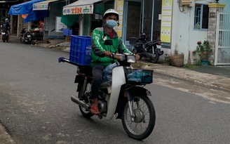 Vĩnh Long: Giãn cách xã hội, shipper chỉ được vận chuyển hàng hóa thiết yếu