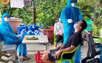 Kiên Giang cử 177 cán bộ y tế hỗ trợ tiêm vắc xin tại TP.Phú Quốc