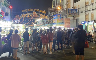Chợ đêm Phú Quốc đón lượng khách kỷ lục trong dịp Tết Nhâm Dần