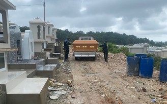Vụ 7 thi thể trôi vào Phú Quốc: An táng tại nghĩa trang nhân dân thành phố