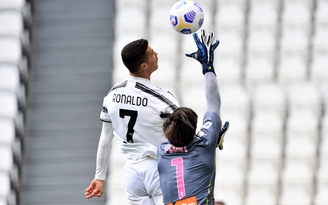 Kết quả Juventus 3-1 Genoa: Ronaldo tịt ngòi, 'Lão bà' vẫn thắng đẹp