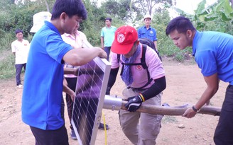 Chiến dịch Mùa hè xanh tại làng trên đỉnh núi